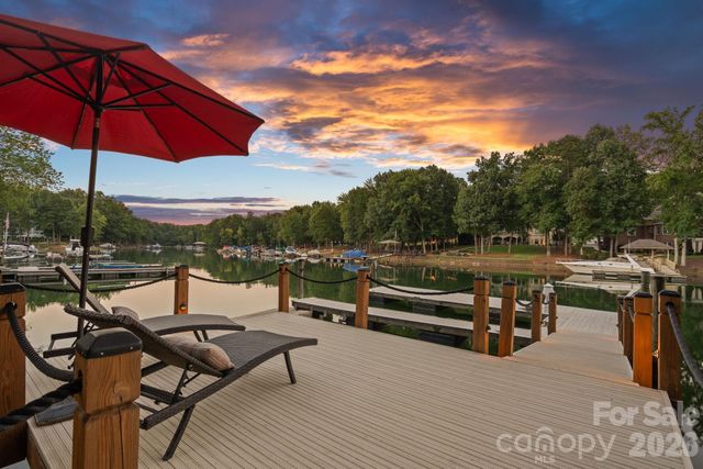 177 Great Point Drive, Mooresville, NC 28117