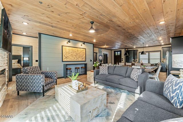 309 Rambling Creek Way, Sevierville, TN 37862