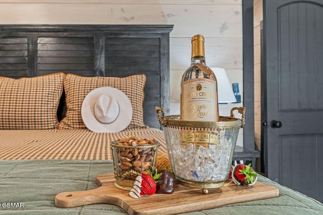 309 Rambling Creek Way, Sevierville, TN 37862