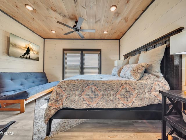 309 Rambling Creek Way, Sevierville, TN 37862