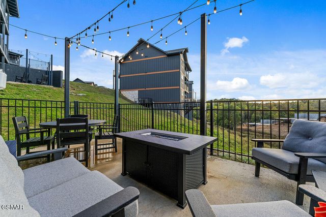 309 Rambling Creek Way, Sevierville, TN 37862