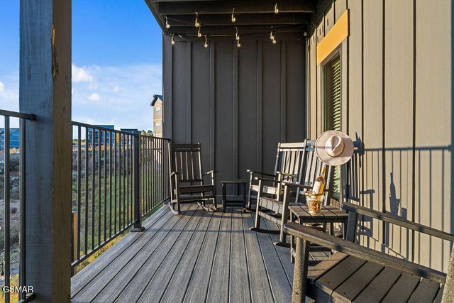 309 Rambling Creek Way, Sevierville, TN 37862