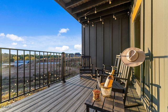 309 Rambling Creek Way, Sevierville, TN 37862