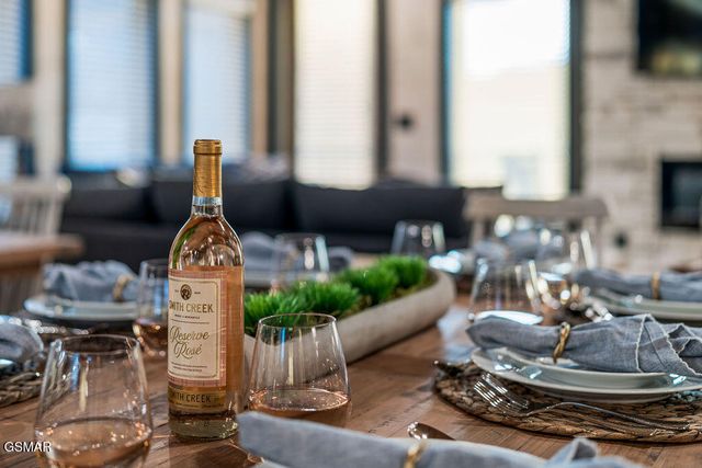 309 Rambling Creek Way, Sevierville, TN 37862