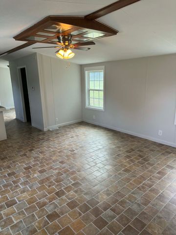 4219 Southern Oaks Road, Cleburne, TX 76031