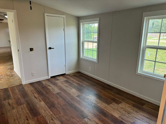 4219 Southern Oaks Road, Cleburne, TX 76031