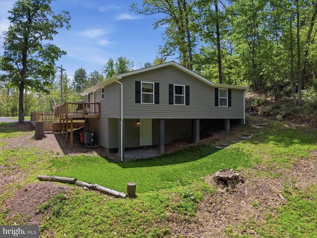 3147 MOUNTAIN LAKE RD, Hedgesville, WV 25427