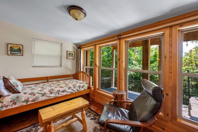 1166 Ski View Drive, Gatlinburg, TN 37738