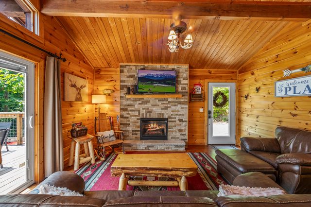 1166 Ski View Drive, Gatlinburg, TN 37738