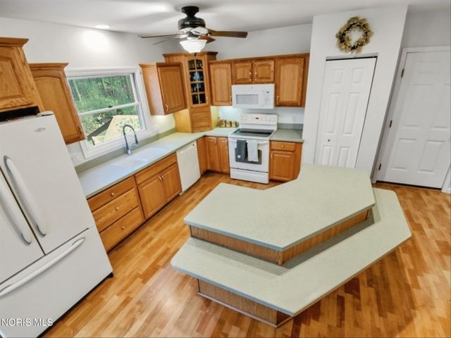 7840 Dorr Street, Toledo, OH 43617