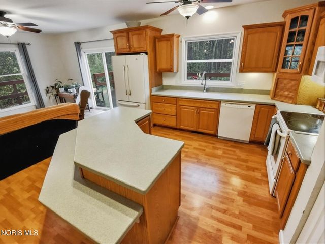 7840 Dorr Street, Toledo, OH 43617