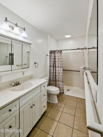 7840 Dorr Street, Toledo, OH 43617
