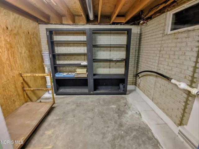 7840 Dorr Street, Toledo, OH 43617