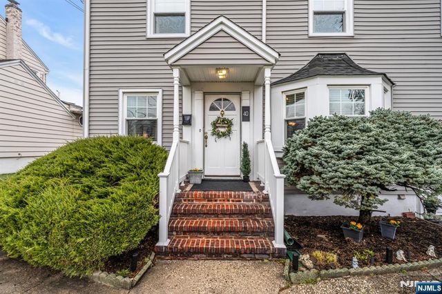 40 Highfield Lane, Nutley, NJ 07110