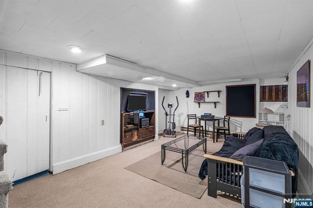 40 Highfield Lane, Nutley, NJ 07110