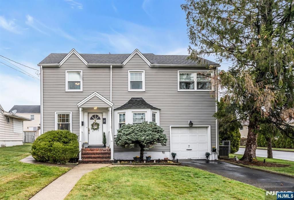 40 Highfield Lane, Nutley, NJ 07110