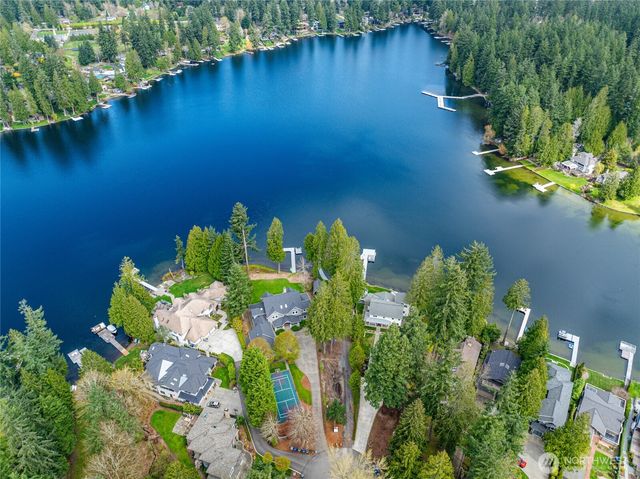 2712 222nd Avenue SE, Sammamish, WA 98075