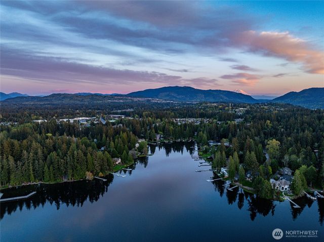 2712 222nd Avenue SE, Sammamish, WA 98075