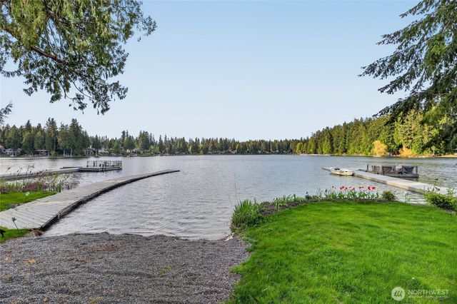 2712 222nd Avenue SE, Sammamish, WA 98075