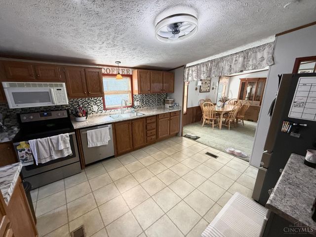 4145 W Fork Ridge Drive, Williamsburg Twp, OH 45103
