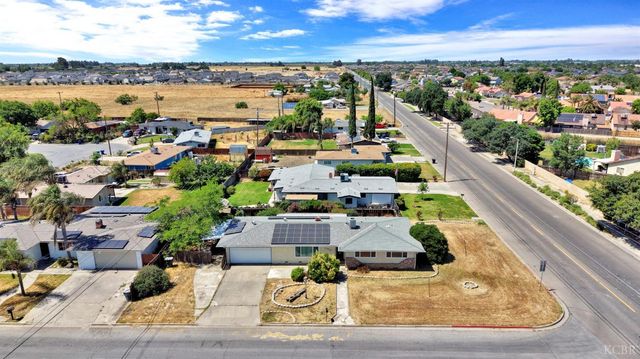 11510 Echo Lane, Hanford, CA 93230