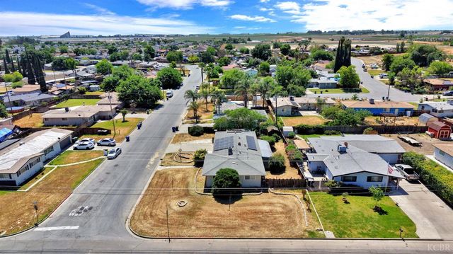 11510 Echo Lane, Hanford, CA 93230