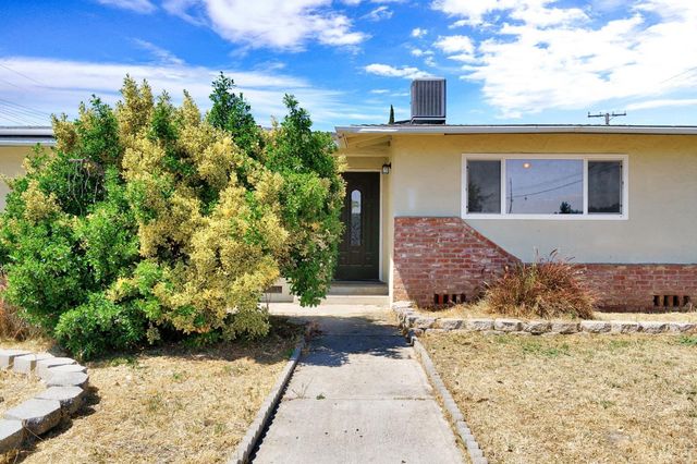 11510 Echo Lane, Hanford, CA 93230