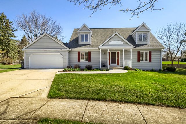 245 Old Forge Road, Elgin, IL 60123