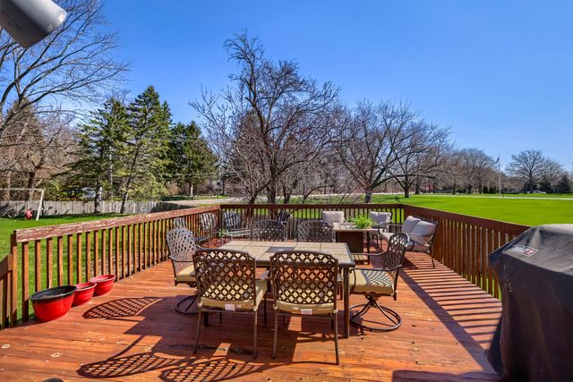 245 Old Forge Road, Elgin, IL 60123