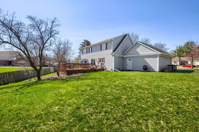 245 Old Forge Road, Elgin, IL 60123