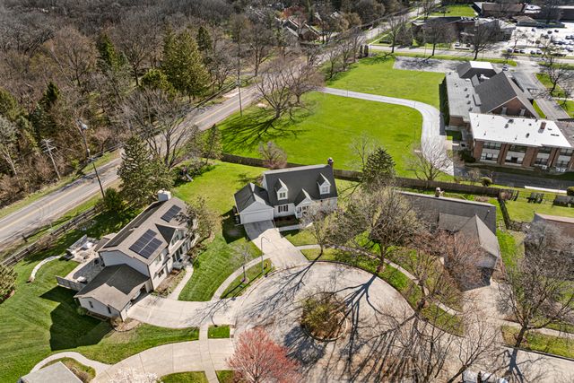 245 Old Forge Road, Elgin, IL 60123