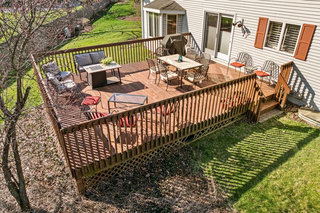 245 Old Forge Road, Elgin, IL 60123