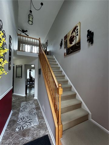9605 E Idlewood Drive, Twinsburg, OH 44087