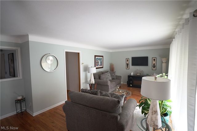 731 Edgewood Road, Richmond Heights, OH 44143
