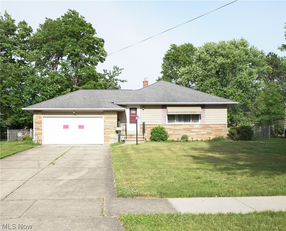 731 Edgewood Road, Richmond Heights, OH 44143