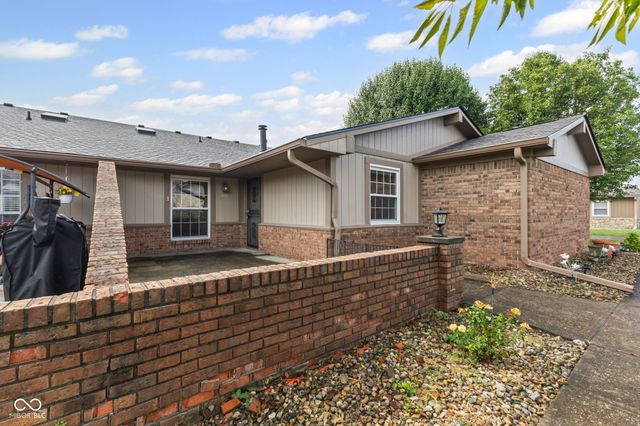 1155 Paradise Court C, Greenwood, IN 46143