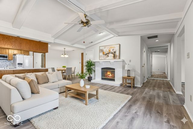 1155 Paradise Court C, Greenwood, IN 46143