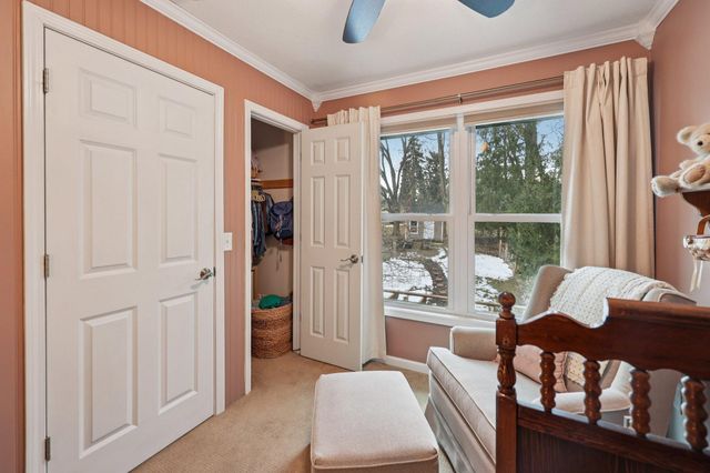 12325 49th Avenue N, Plymouth, MN 55442