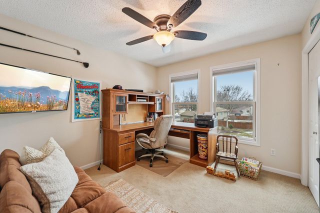 12325 49th Avenue N, Plymouth, MN 55442