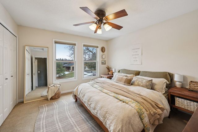 12325 49th Avenue N, Plymouth, MN 55442