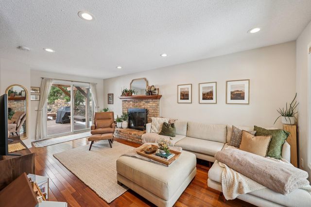 12325 49th Avenue N, Plymouth, MN 55442