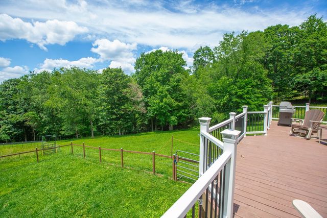 484 TANK FARM ROAD, Aliquippa, PA 15001