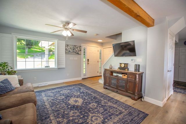 484 TANK FARM ROAD, Aliquippa, PA 15001