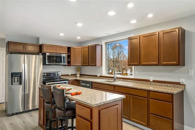 484 TANK FARM ROAD, Aliquippa, PA 15001