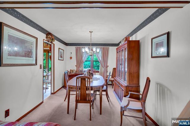 2 Clover Court, Montvale, NJ 07645