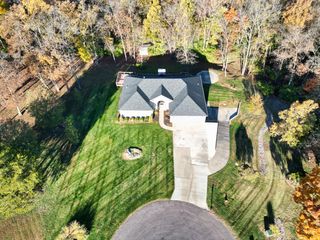 3105 S WINDING TRAIL CT, Columbia, MO 65201