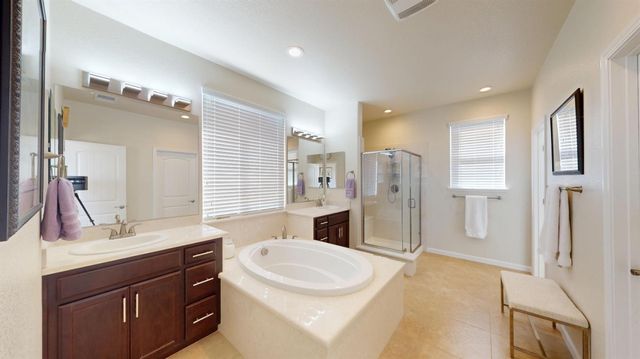 2148 History Way, Modesto, CA 95357