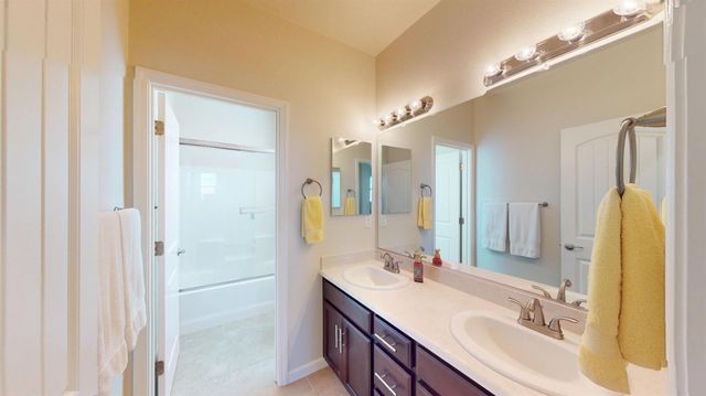 2148 History Way, Modesto, CA 95357