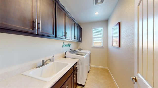 2148 History Way, Modesto, CA 95357