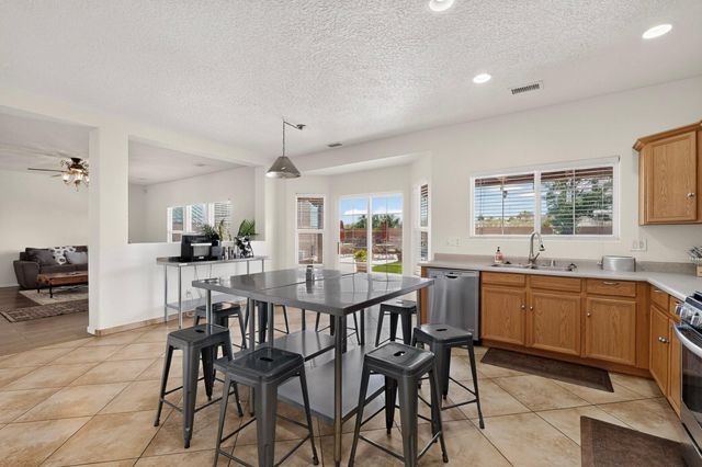 6512 Hurley Court NE, Rio Rancho, NM 87144
